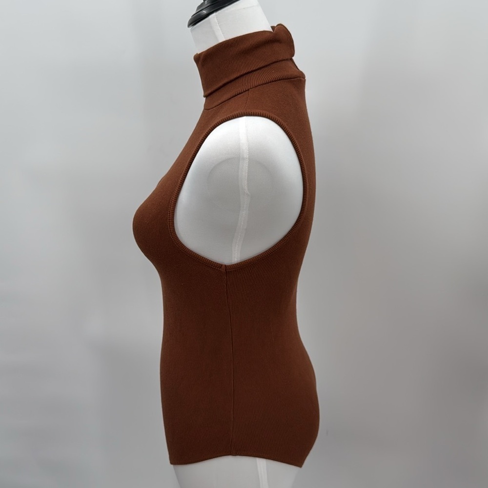 Brown Sleeveless Turtleneck Ribbed Knit Bodysuit Size L Bust 32”-34”-36” - Picture 4 of 5